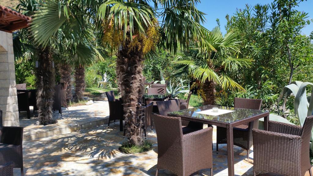 Guest House Villa Marlis Malinska Exterior photo